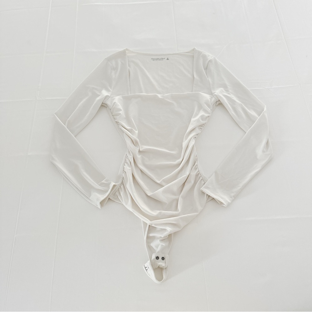 Abercrombie & Fitch Cream Long Sleeve Top